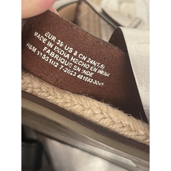 H&M Premium Silver Leather Women's 8 Toe Post Flat Jute Sole Sandals Boho Hippie - Picture 8 of 8